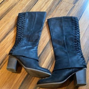 black FERGALICIOUS boots